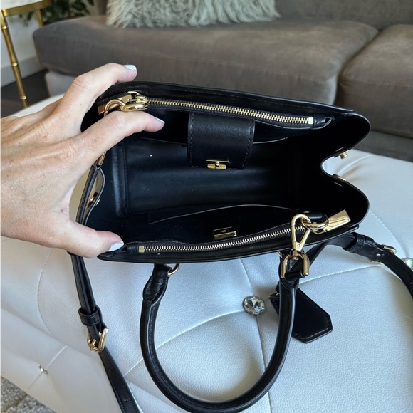 Michael Kors Black Leather Benning Handbag Crossbody Adjustable Straps Handles - Picture 9 of 15